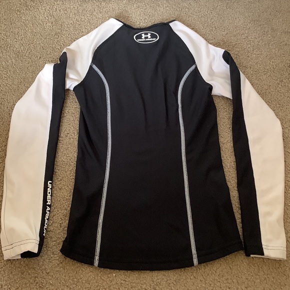 Under Armor Cold Gear - Picture 2 of 5